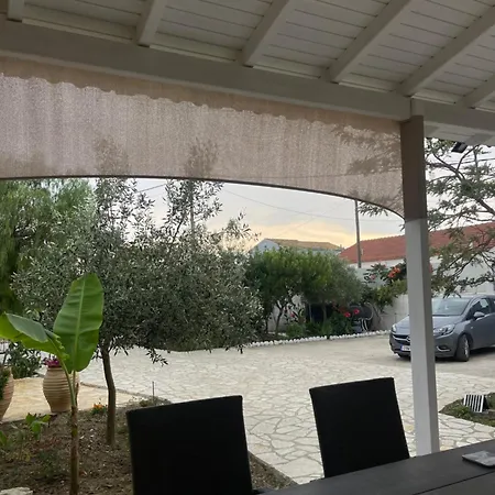 Ioanna's House 圣乔治斯
