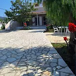度假居 Ioanna's House 圣乔治斯